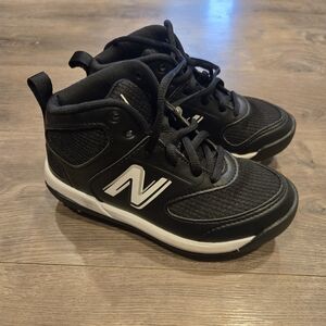 New Balance Kids Black Sneakers